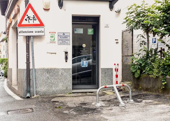 Nel Cuore Di Brunate Tra Storia E Modernita